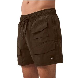 ALO Yoga | 7” Crinkle Nylon Excursion Cargo Short